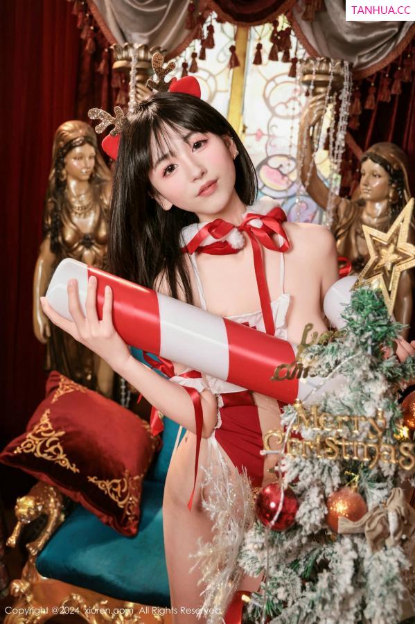   [XiuRen]高清写真图 2024.12.23 No.9642 奶芙乔乔 美腿丝袜第45张图片